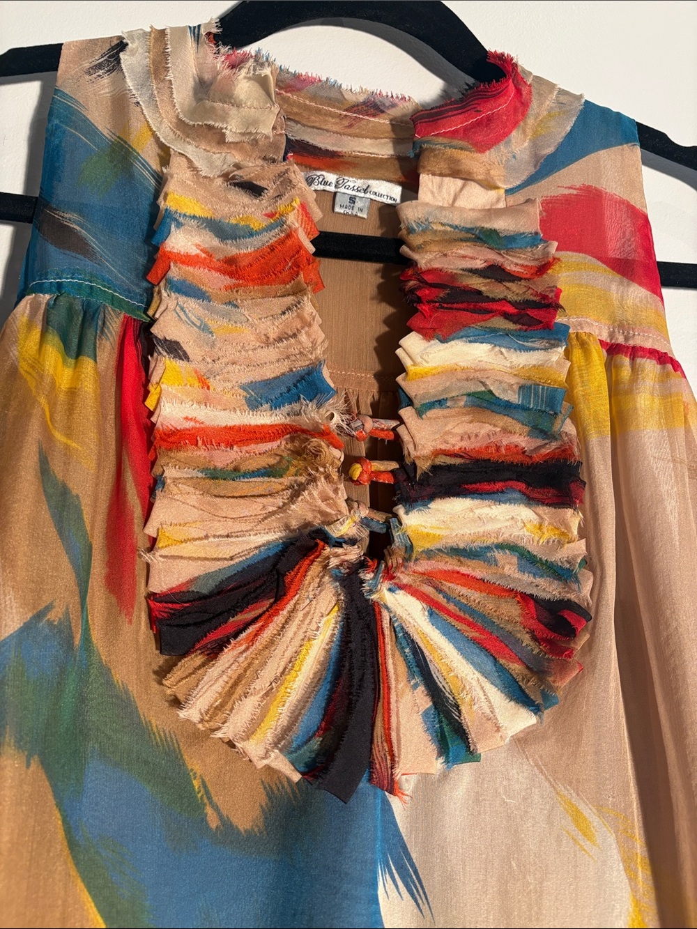 Multicolor Ruffle Neck Sleeveless Tank - Picture 2 of 3